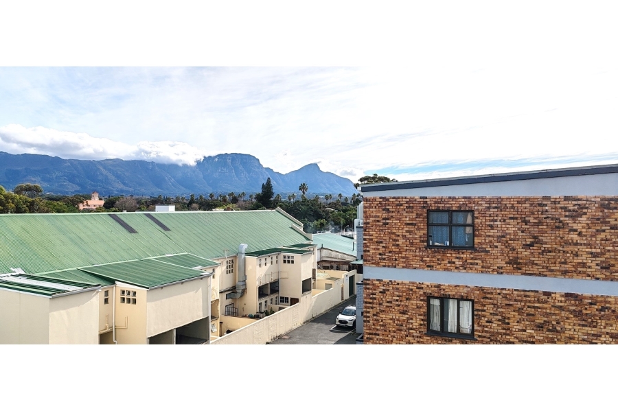 1 Bedroom Property for Sale in Heathfield Western Cape